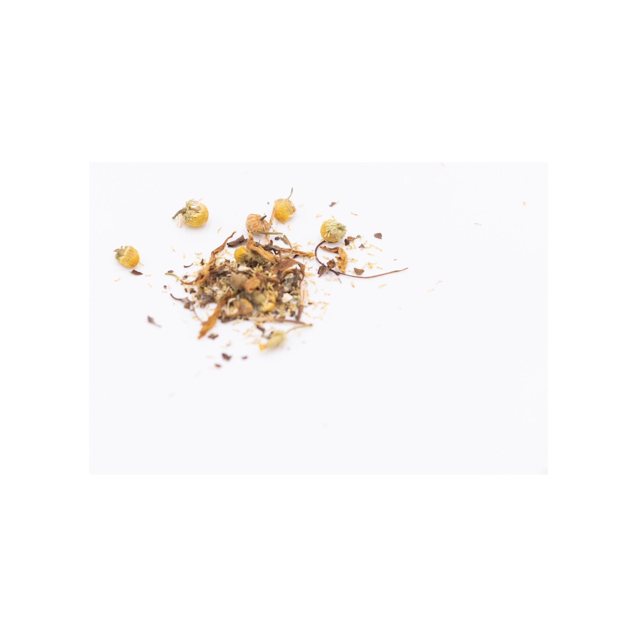 Dreaming Angel Tea loose blend with dried chamomile flowers and herbs